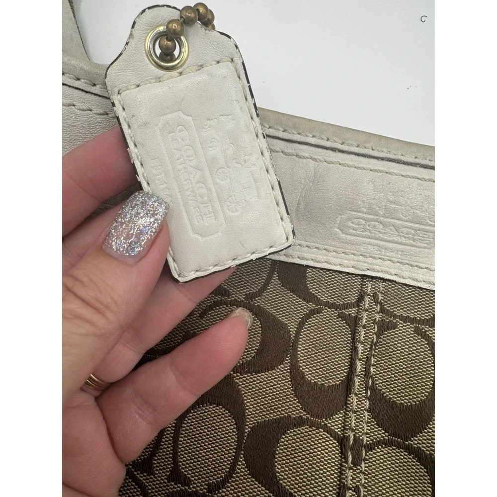 COACH Bleecker Signature Bucket Crossbody Shoulder Bag Purse Good Cond PT2